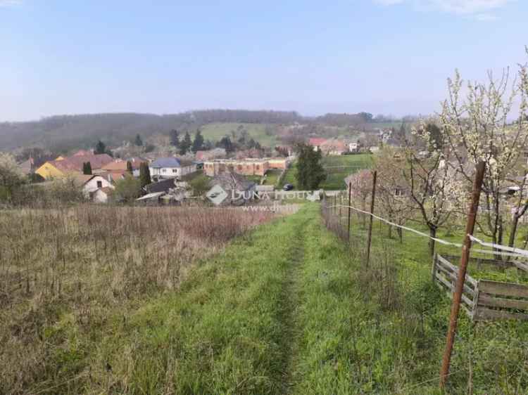 Sokorópátkai panorámás építési telek eladó
