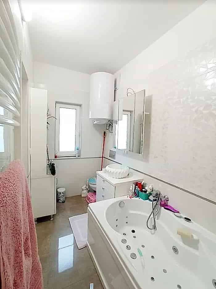 Csillaghegyi felújított épületkomplexum eladó