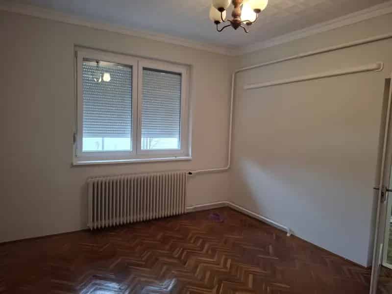 Kakucson eladó 100m2-es családi ház 979m2-es telekkel