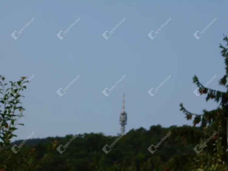 Eladó nyaraló Zalaegerszeg csendes utcában panorámás telekkel