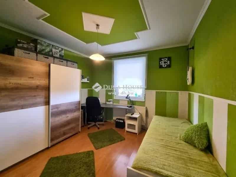 Maglódi családi ház eladó 3 szobával