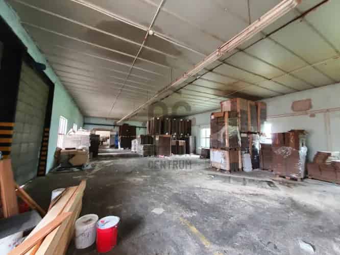 Kocséri üzemcsarnok kiadó 750-1000 m2 3x660 Amper árammal