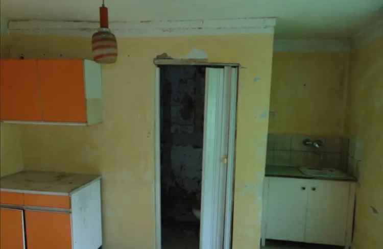 Felujitando csaldi haz 65 m2 3103 m2 telekkel Veszen