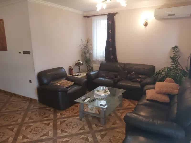 Budapest Budaörs Ikerházfél 185nm 4 hálószoba Garázs