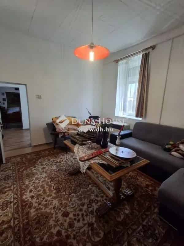 Ártándon kiváló családi ház eladó