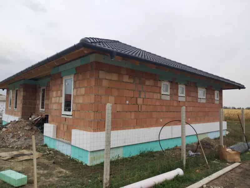 Kiskunlacháza Ikerházrész eladó - Új építésű - 3 szoba
