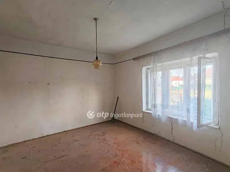 Ház Kiadó , Jászapáti járás, Alföld és Észak