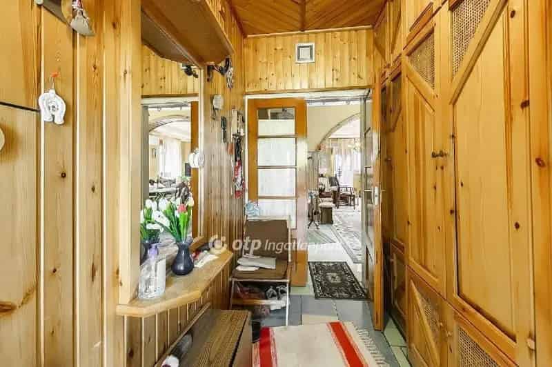Cegled kertvarosi csaladhaz elado 240nm 3995nm telekkel