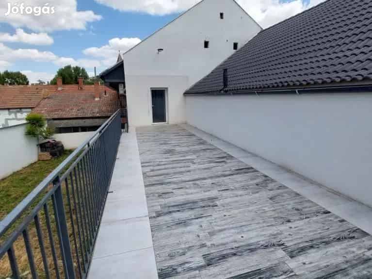 Makói Apartmanház eladó - Byd autógyár közelében