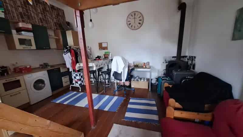 102 nm-es Kétlakásos Parasztház Süttőn - Galéria, Kert, Pince