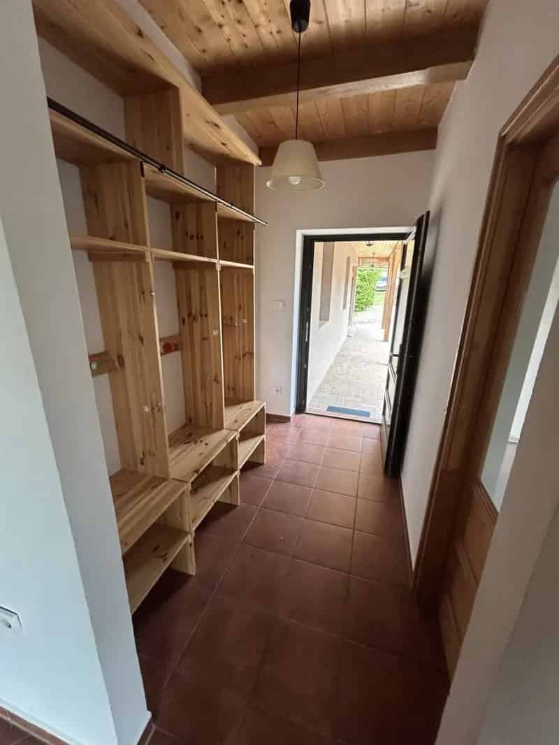 Bakonybéli családi ház eladó 130nm 1816nm telekkel