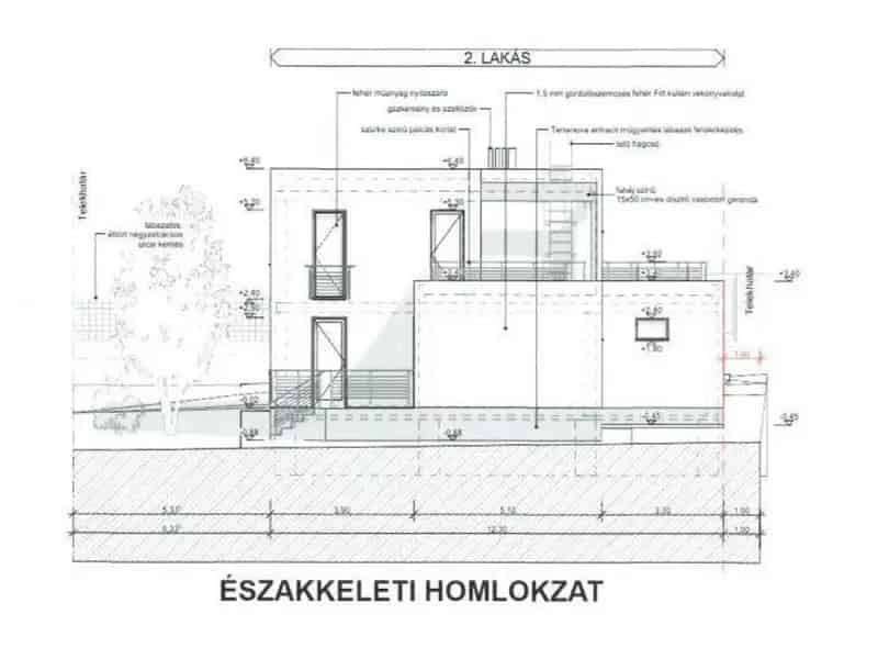 Két családi ház 927nm telken Százhalombattán