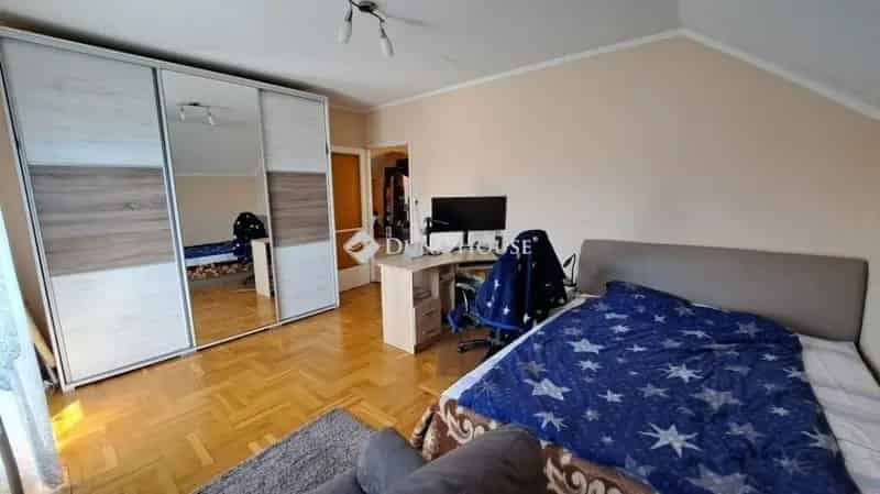 Kétgenerációs családi ház eladó Budapest XVII kerületben