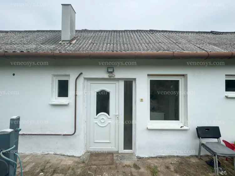 Ikervári családi ház eladó - 3 szoba, 95 m2, felújítandó