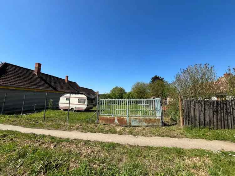 Csipkerék 1194 m2-es Építési Telek Eladó