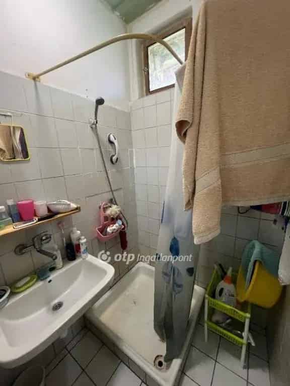 Felújított Parasztház Újszászon