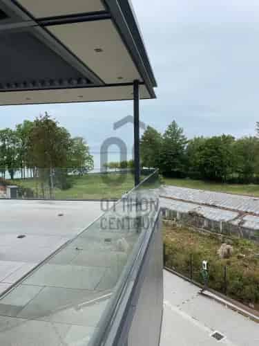 Balatonakarattya Luxus Penthouse Elado Sajat Vizparttal Panoráma
