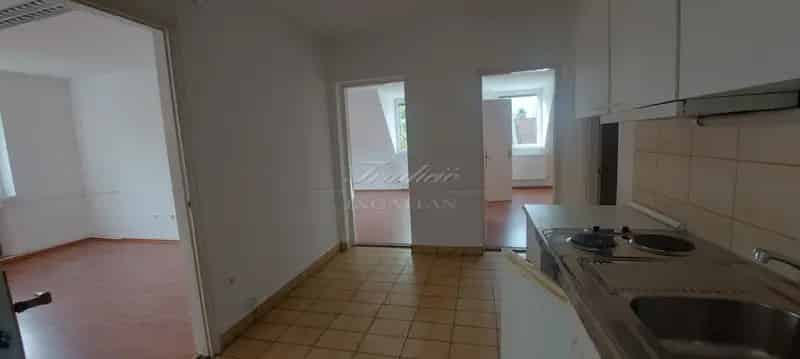Gyori Irodaház Kiadó 190m2 80m2 Üzlethelyiség Garázzsal