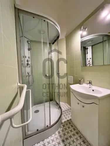 Budapest VIII kerulet 130nm 4 szobas lakás elado Airbnb lehetseggel