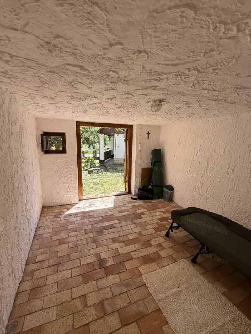 Palóc parasztház eladó Felsőtoldon panorámás telekkel