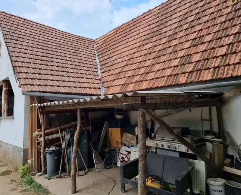 Balatonszabadi tanya eladó 6000 m2-es területtel