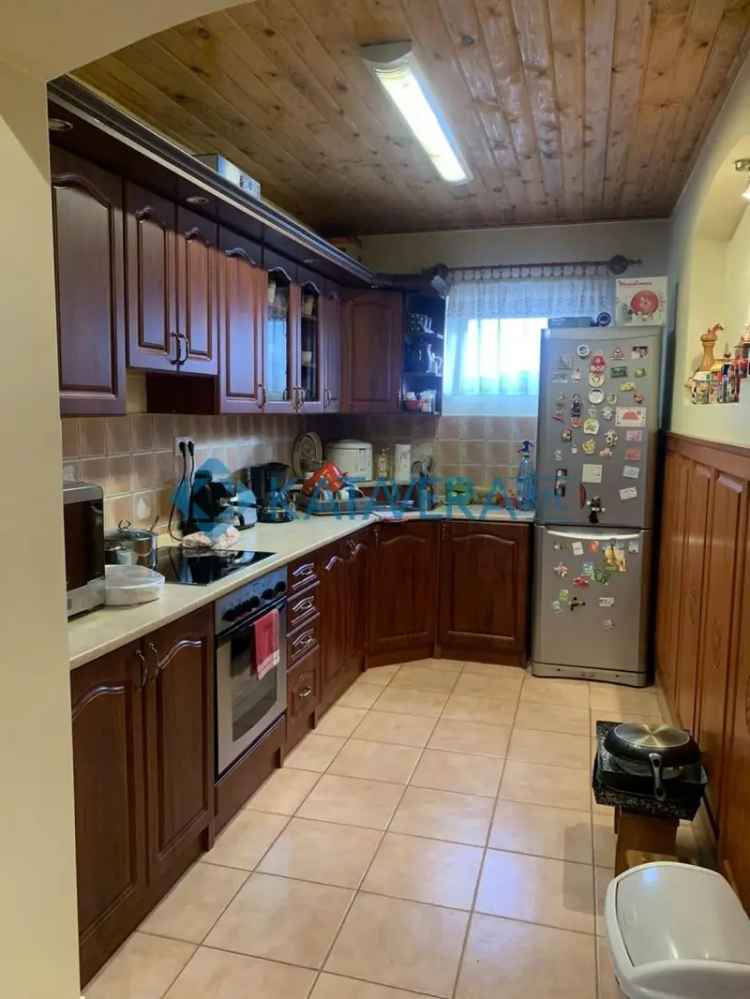 Vidéki Otthon Szuhakállón - 140m2, 2 Szoba, Istálló, Kert