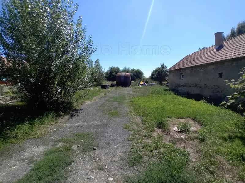 Lesencetomaj Családi Ház Eladó - Felújított - Balatonközelben