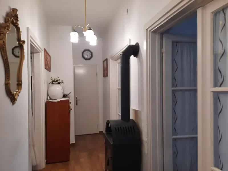 Felújított ház Szőcsényben apartmannal - 140m2 + 30m2