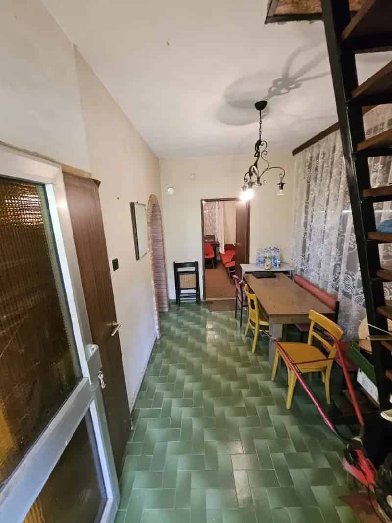 40 nm-es családi ház Székesfehérvár közelében