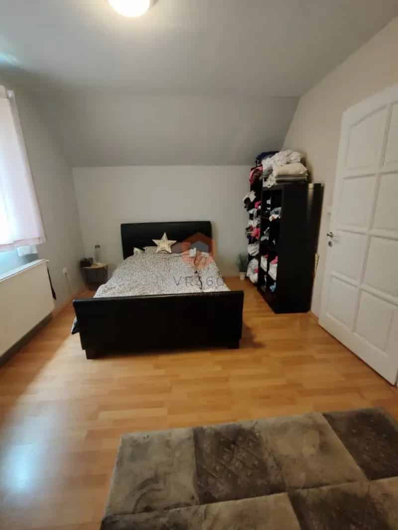 Családi ház eladó Pécs Vasason 5 szoba 2 fürdő garázs terasz