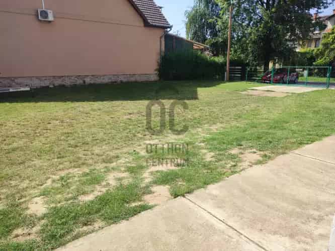 Tiszafüred eladó telek 601 nm Lk2 övezet