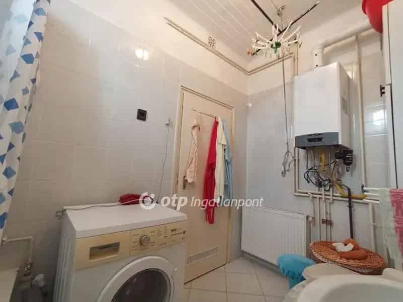 100 m2-es Felújított Családi Ház Hatvanban - Garázzsal és Kerttel