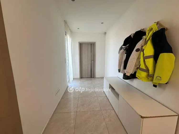 Délegyháza 186nm-es 4 hálószobás családi ház eladó