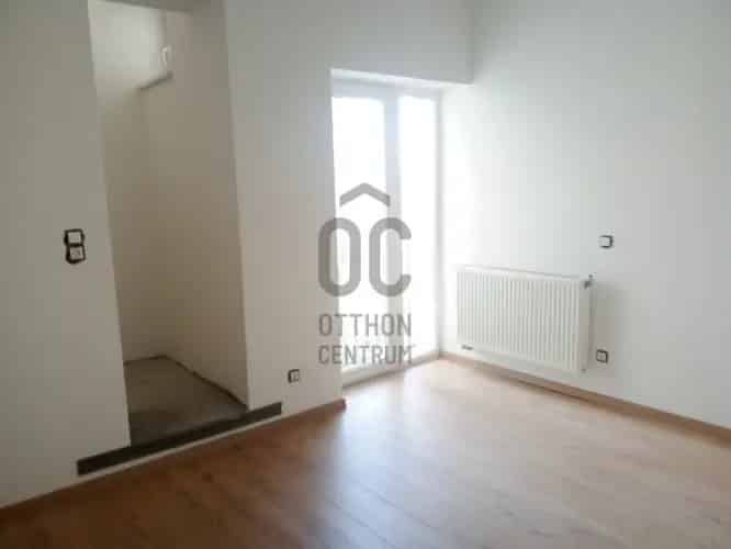 Hévízi új építésű apartman eladó tó közelében