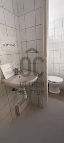 Szabadbattyán ipari csarnok eladó 712 m2 6467 m2 telekkel