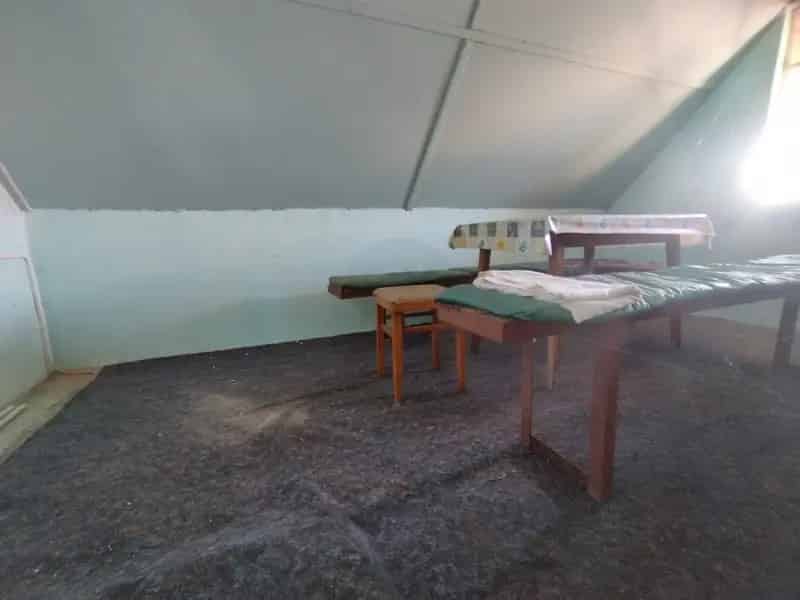 2400 m2-es Telek 3 Szintes Épülettel Hatvanon