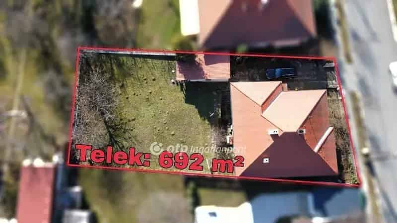 Veszprémi családi ház eladó 100 m2 3 2 szoba garázs tároló