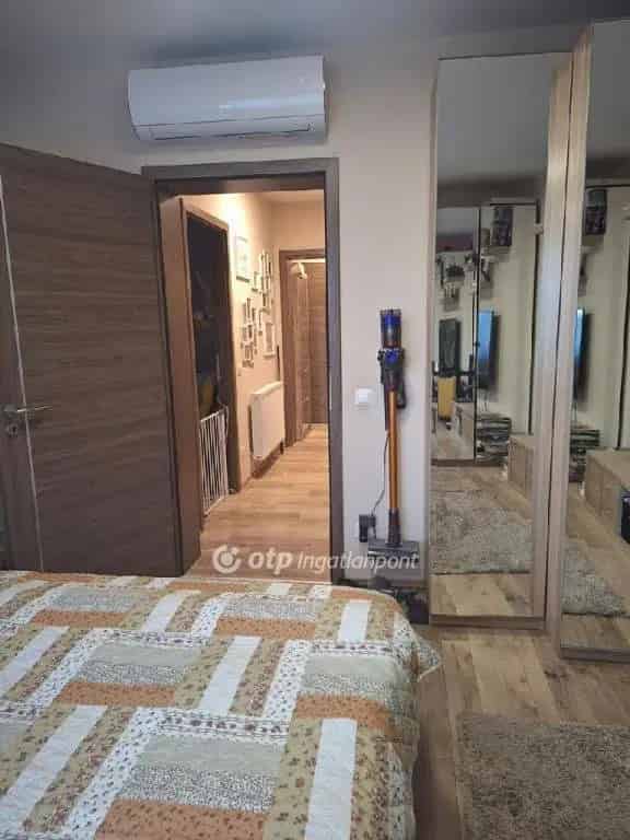 Felujitott Hazresz Ujpest Kertvarosban 106 nm 3 Szoba Kert Napelem