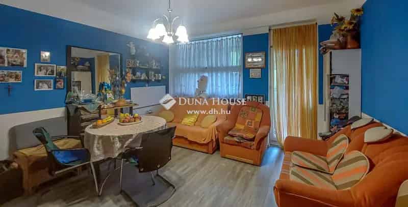 Görcsönyben eladó ikerház 124 m2 3 szinten