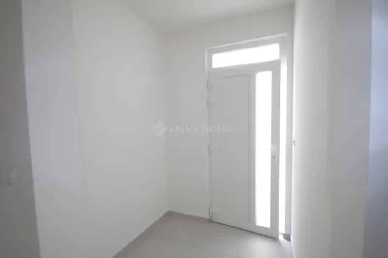 Pósfán 61 m2-es családi ház eladó - Hőszivattyú, klíma, 952 m2 telek