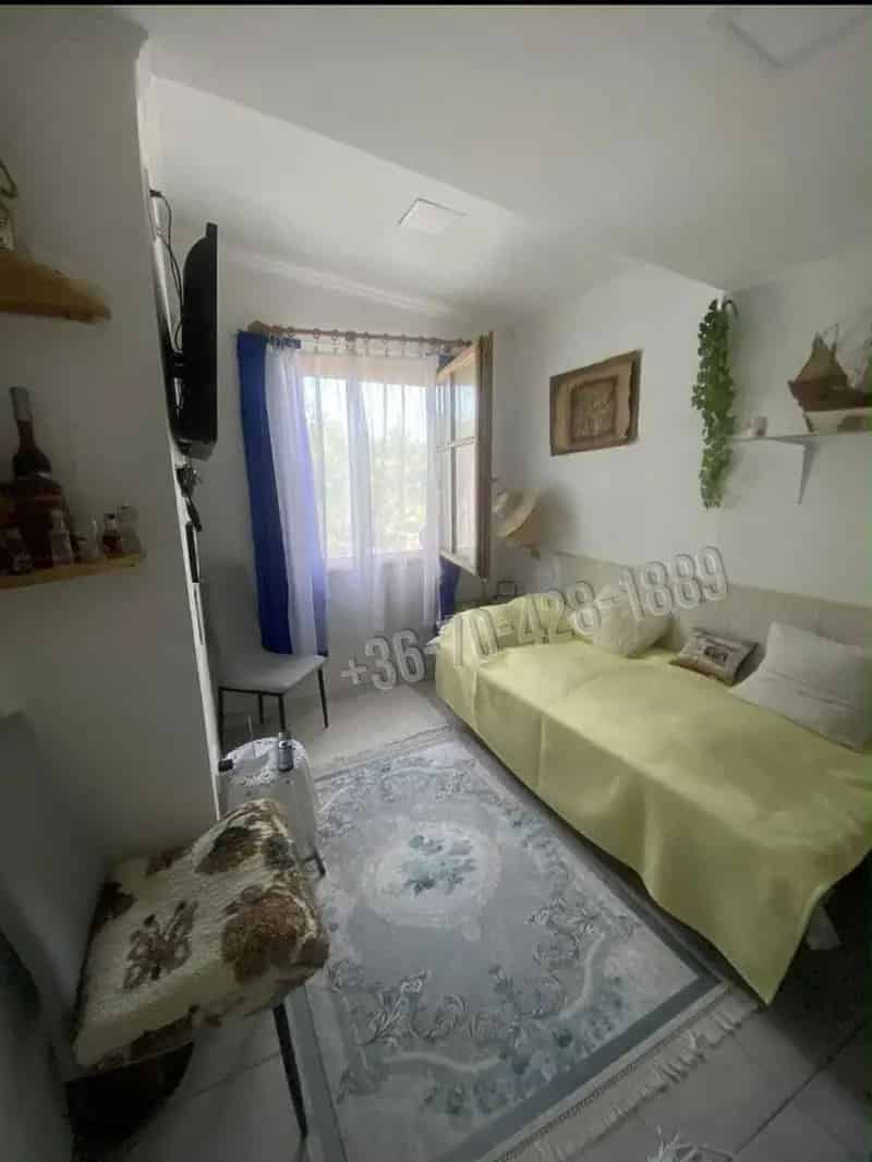 Erdőkertes 4 szobás családi ház eladó felújítva duplakomfortos