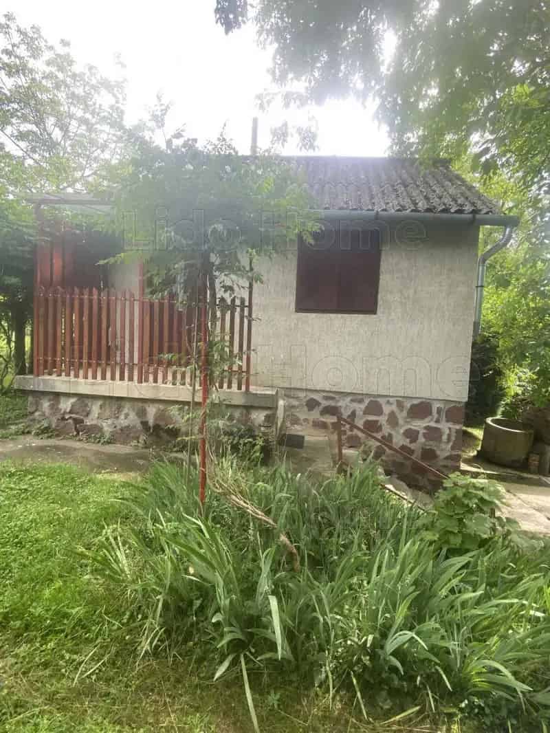 Nagykanizsa közeli föld présházzal eladó