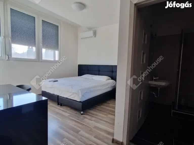 Komáromi Hotel Eladó 28 Szoba 1000 nm