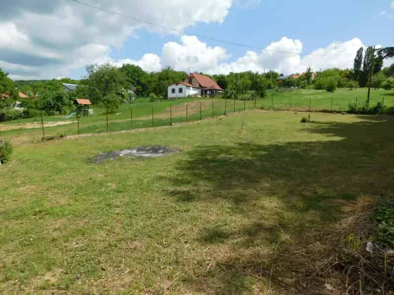 Felujitando Haz 1000 m2 Telekkel Cserszegtomajon