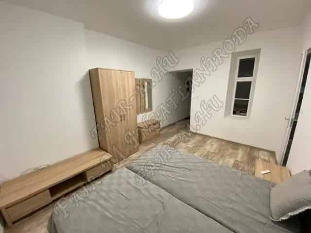 Minigarzon Kiadó Teljesen Felujitva