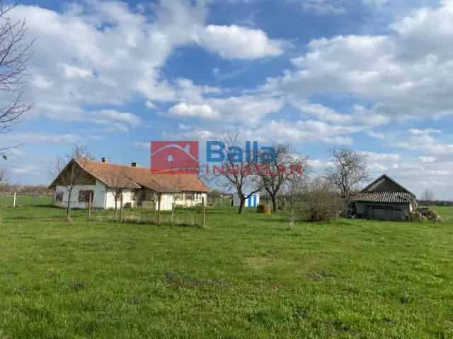 Békéscsaba Réti utca 120 nm-es családi ház eladó