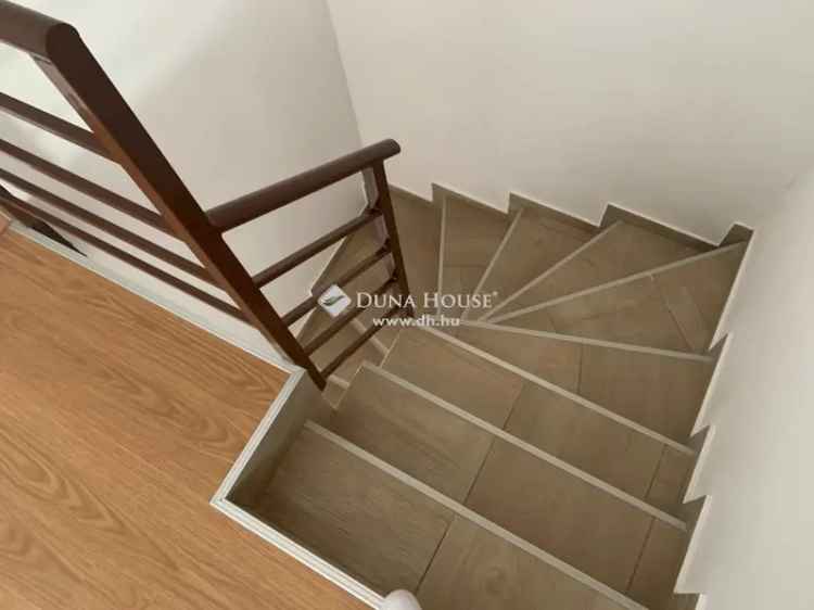 Tát új építésű sorház eladó 85m2 3 szoba