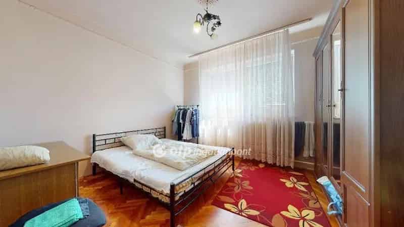 Szakolyi 145m2-es Családi Ház Eladó - 3 5 Szoba Garázzsal