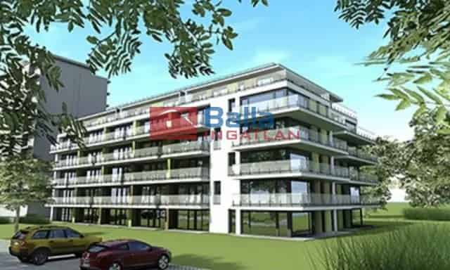 Siófok Ezüstpart 54nm 2 szobás társasház eladó