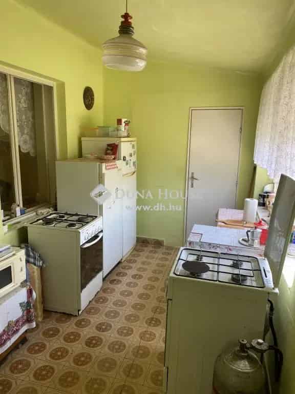 85m2-es ház Szentlőrinc-Tarcsán 1742m2-es telken